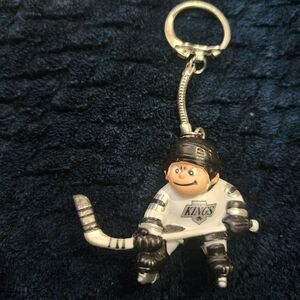 Vintage NHL Los Angeles Kings Hockey Player Keychain - 1980s